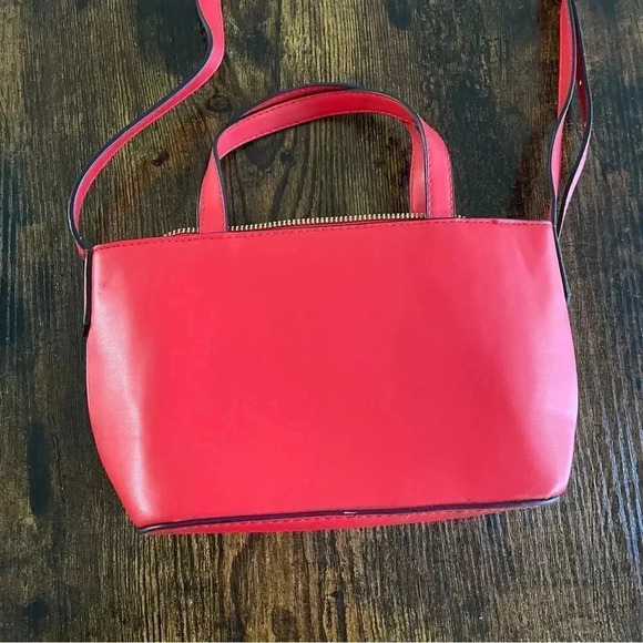 Target Red Cross body purse - Picture 8 of 12